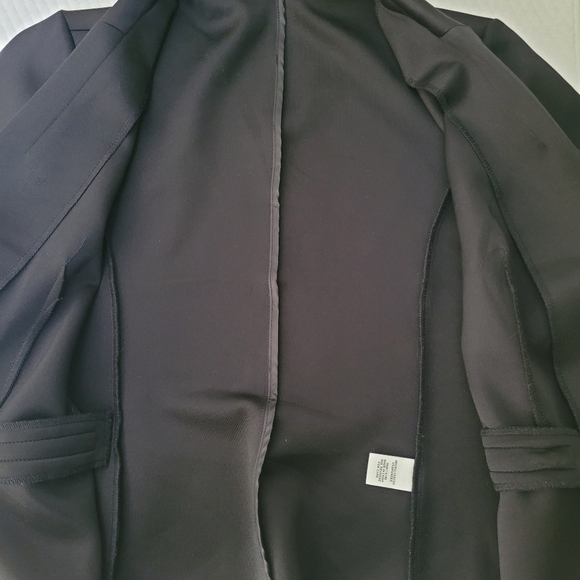 89th + Madison Black Blazer Zip  Pockets Slight Sheen and Stretch 3/4 Sleeve XL - Picture 5 of 6